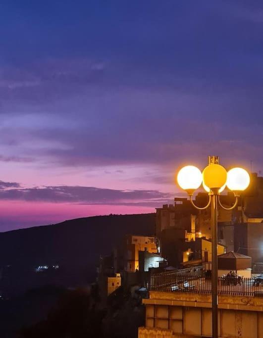 Ca' Sole Appartement Butera Buitenkant foto