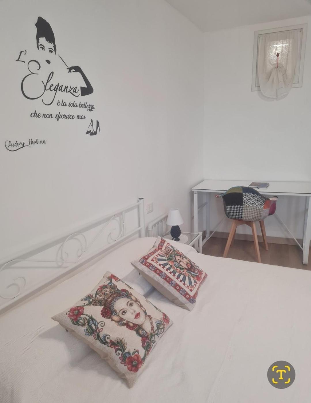 Ca' Sole Appartement Butera Buitenkant foto